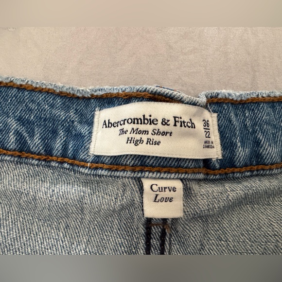 High Rise Mom Shorts - Picture 3 of 5